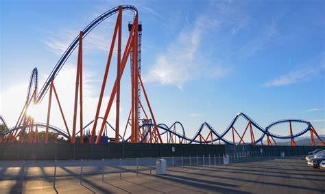 cheap hotels near six flags magic mountain|Hotels near Six Flags Magic Mountain.